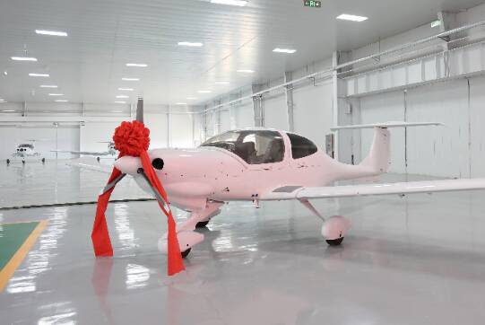 濱州鉆石DA40飛機生產線啟用