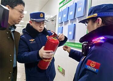 烟台高新消防对辖区高校开展寒假前消防安全检查
