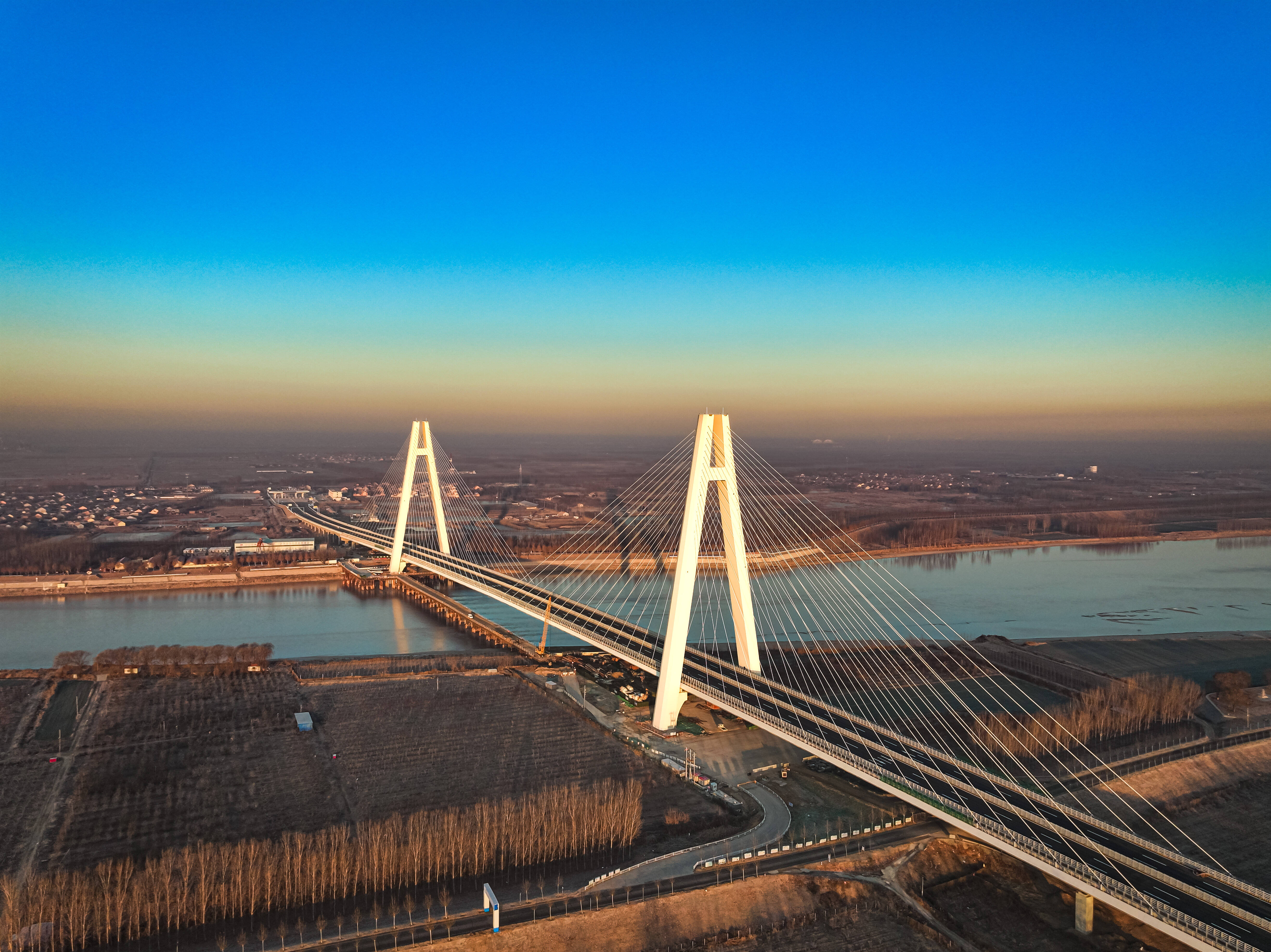 过河仅需2分钟！东津黄河大桥建成通车