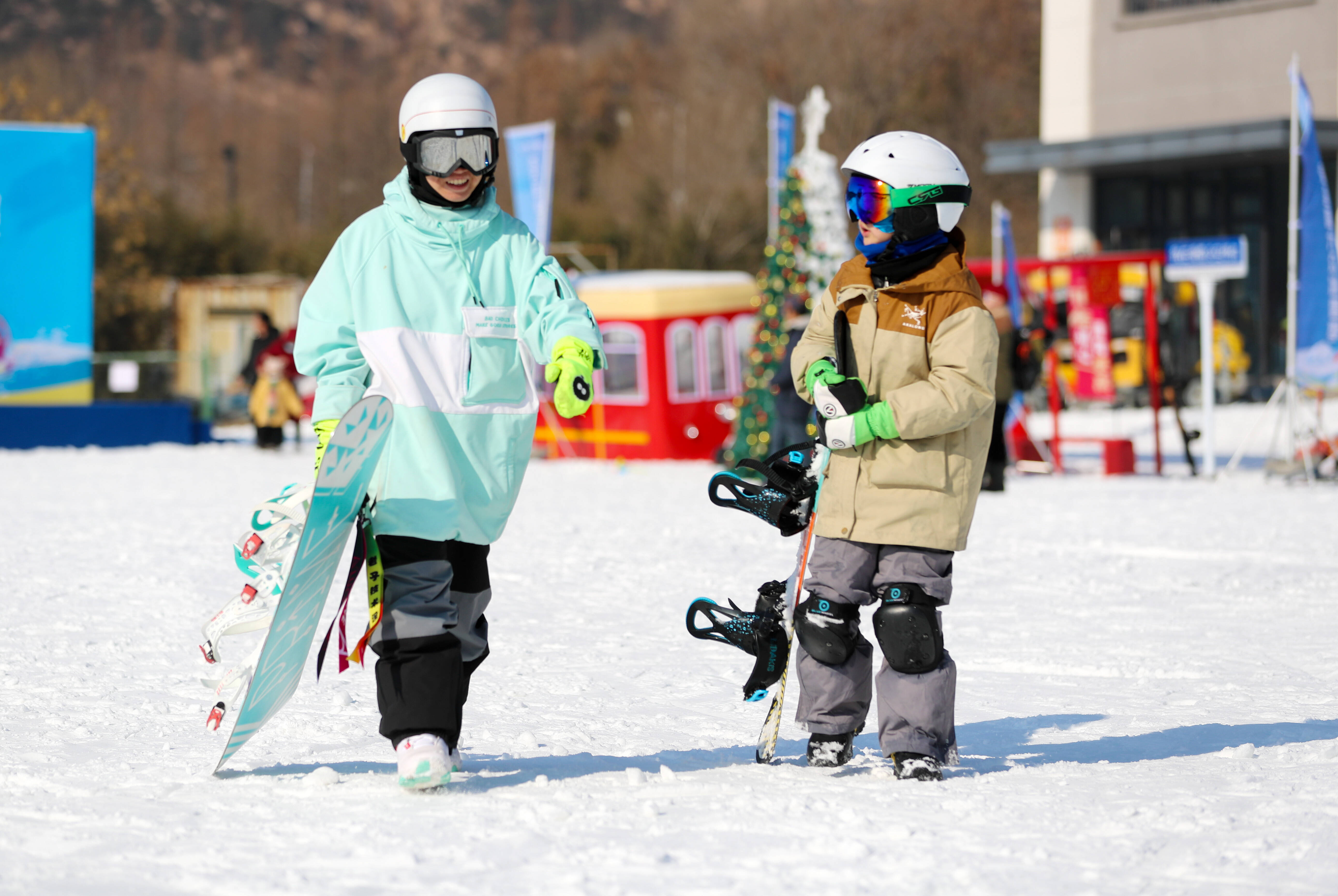 青島西海岸新區(qū)：“冷”冰雪釋放“熱”活力