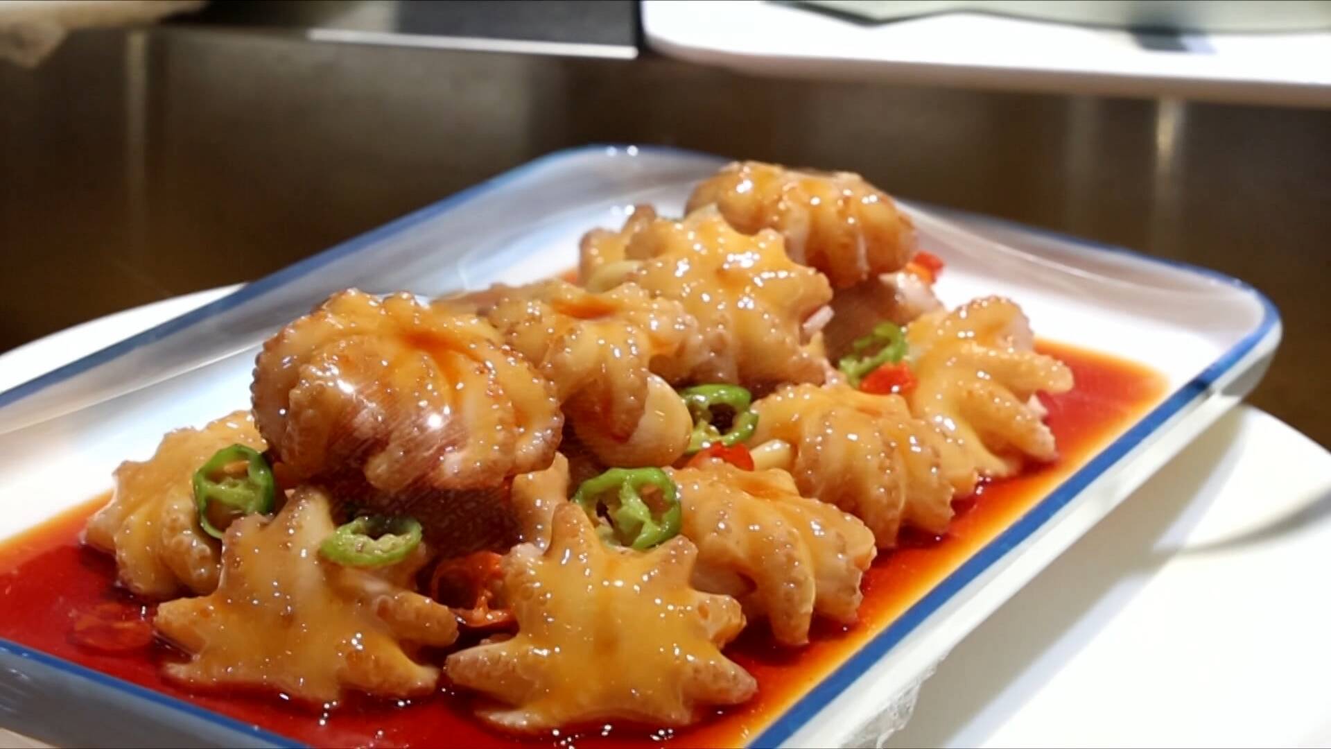东营：年夜饭预订火爆 地方特色菜品受到青睐