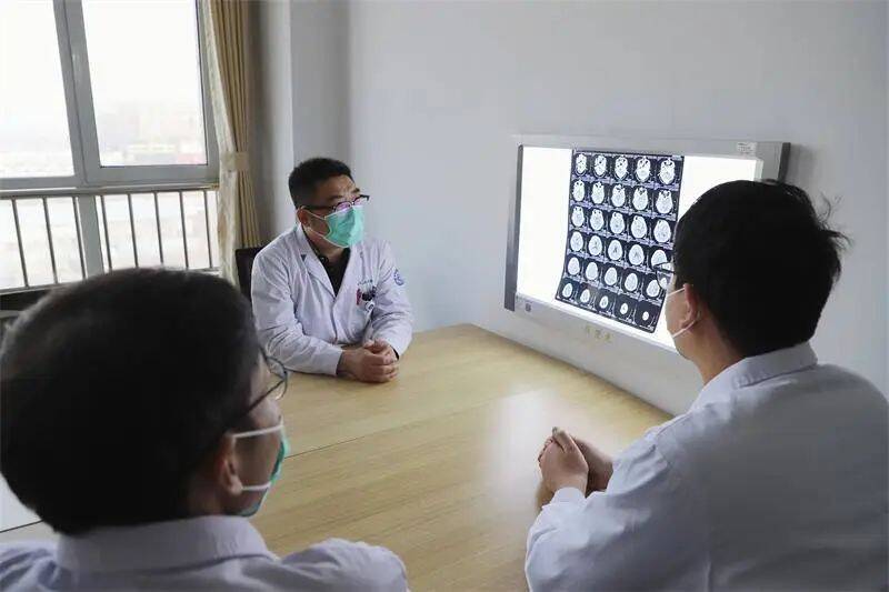 小脑出血生死攸关！济南市人民医院神经外科团队救治患者转危为安