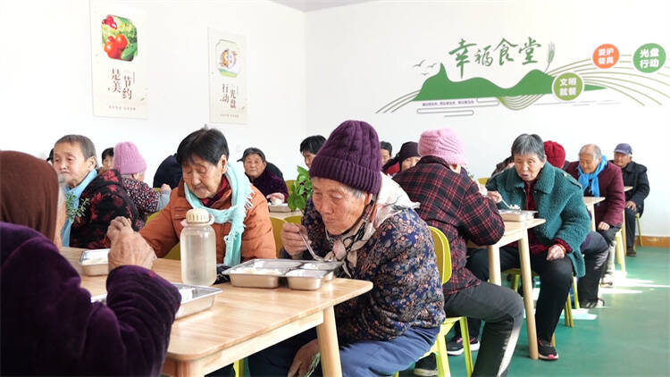 东营市东营区：秧歌锣鼓贺“小年” 丰富老年人精神文化生活