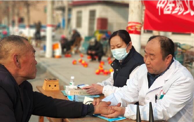 鄒平市：中醫藥文化新春送溫暖