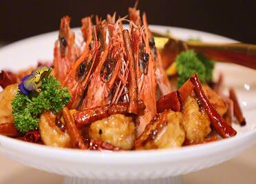蛇年将至 烟台年夜饭预订火爆
