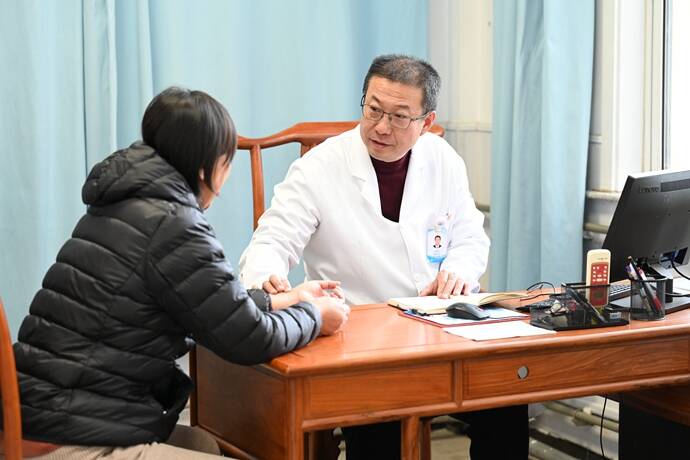 【新春走基层】崔钊：甘做中医传播星火 照亮乡亲健康之路