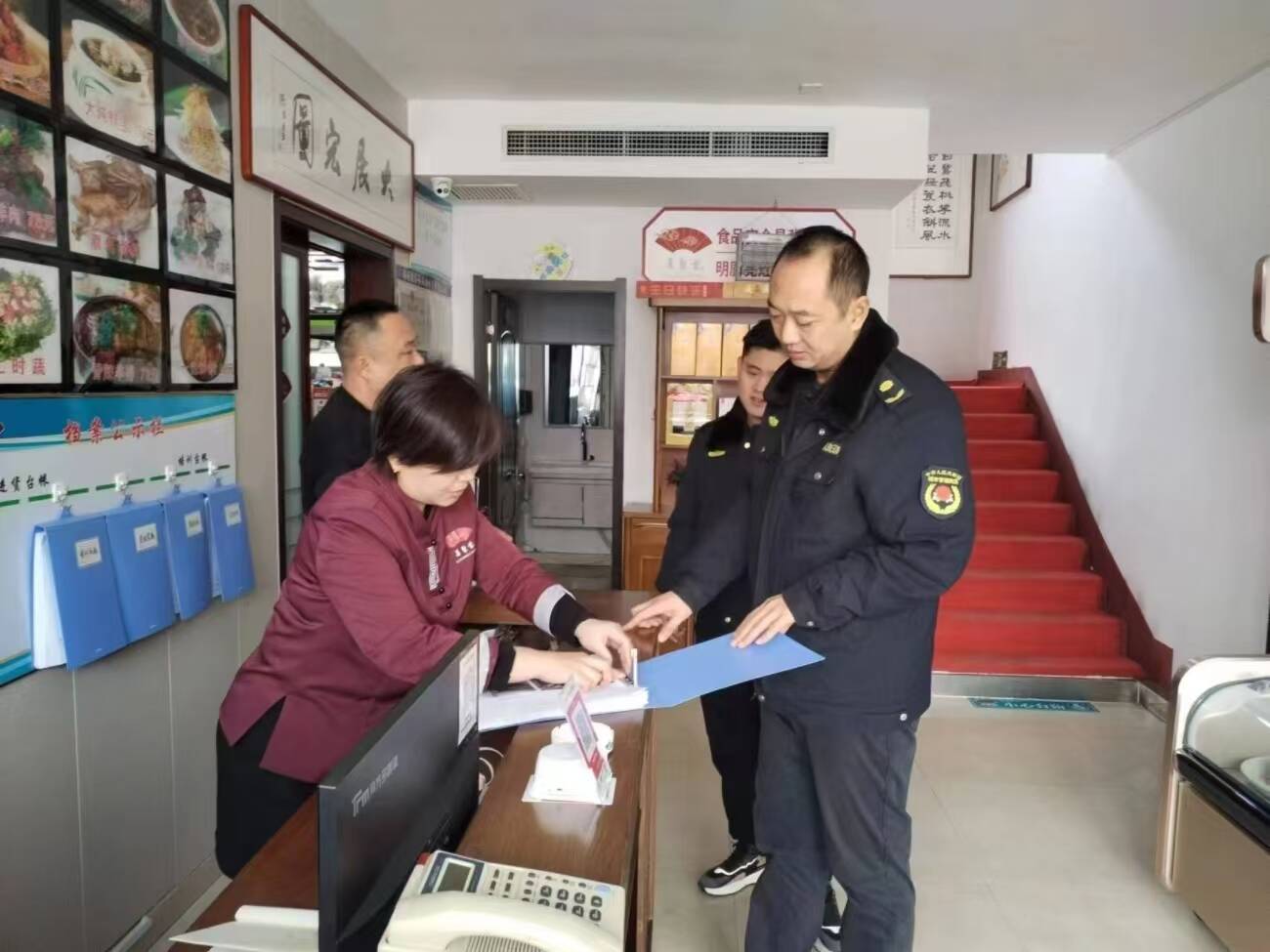 濱州市濱城區市東街道：管好“小餐飲”服務“大民生” 守護“煙火氣”扮靚“生態藍”