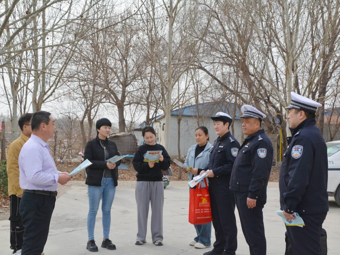 陽信：交警宣傳進社區 安全出行“駐”民心