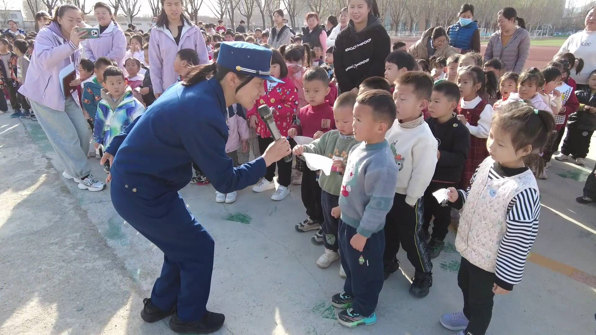鄒平消防走進轄區幼兒園上好開啟“消防啟蒙課”