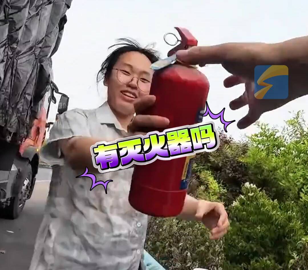 ޵