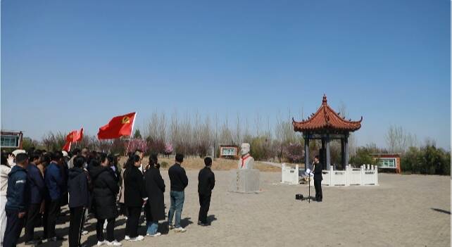 潍坊市坊子区：清明缅怀英烈 赓续奋斗力量