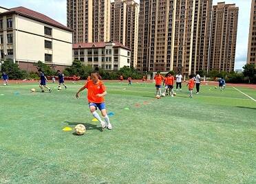 烟台“解锁”校园体育场 让健身“触手可及”