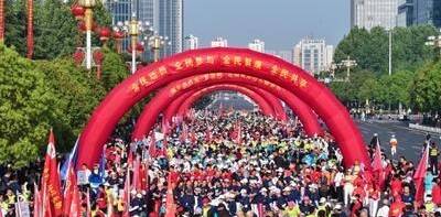 四月春正浓 健步正当时——临沂市第九届万人健步行掠影