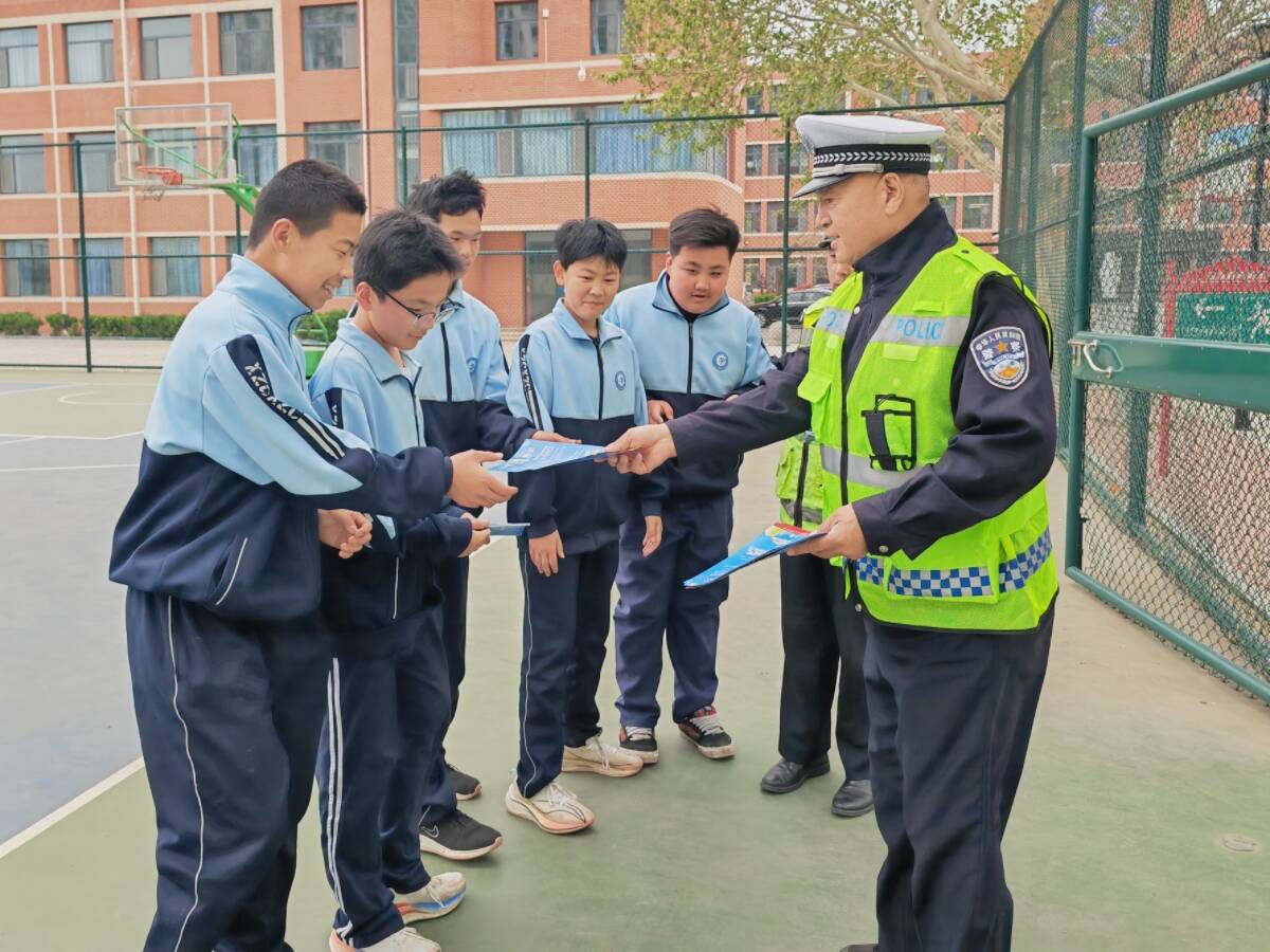 陽信：交通安全宣傳進校園
