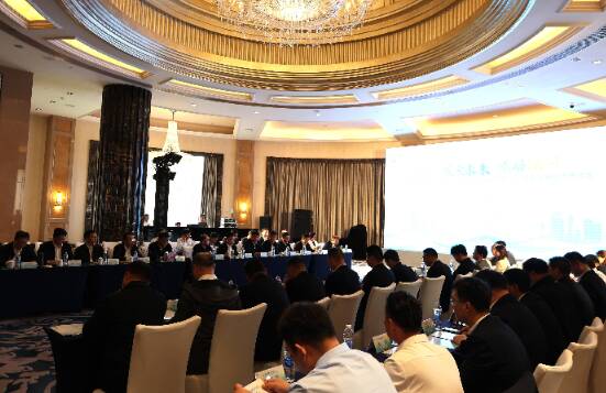 10个项目总签约金额78.65亿元 | 2025滨州（长三角）绿色低碳产业融合发展合作恳谈会在沪举行