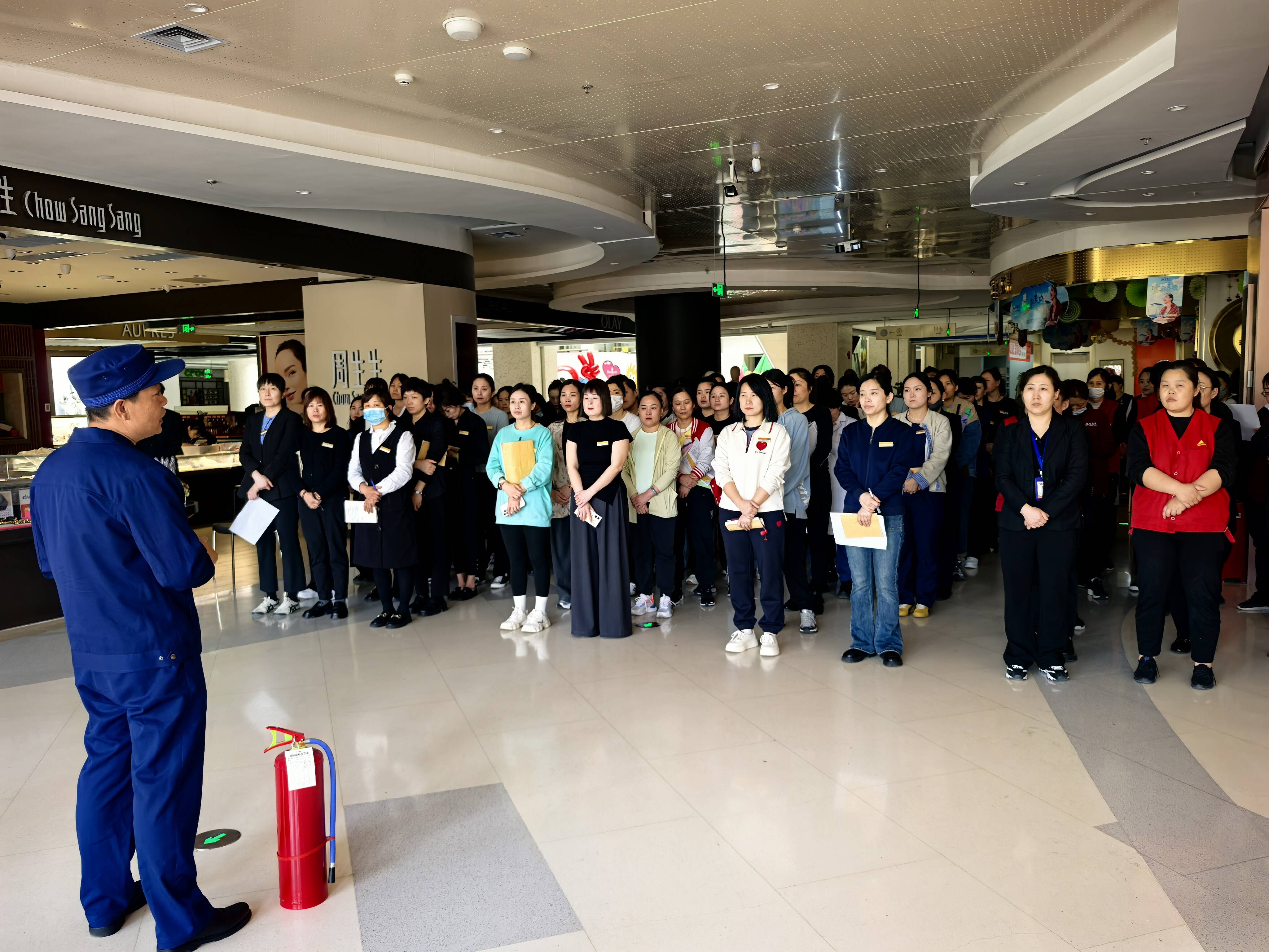 濱州：開展“五一”前消防安全知識進商超活動 筑牢商場安全“防火墻”
