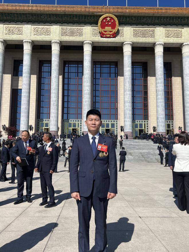 海尔集团2人荣获“全国劳动模范”称号kaiyun开云登录(图2)