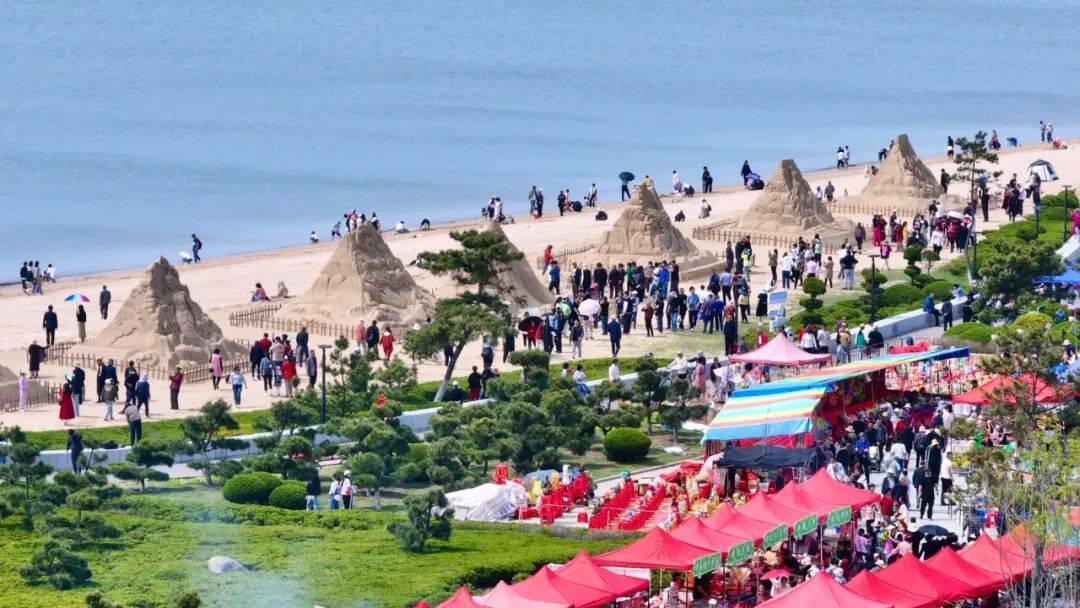 沙雕节、卡通湿地、郁金香花海、乒乓联赛…五一威海南海旅游攻略来啦