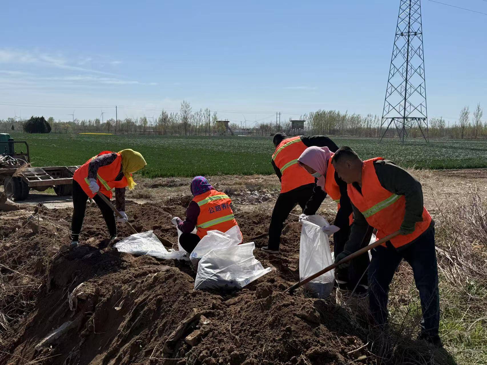 庆云公路分中心：多措并举保障汛期公路安全 织密防汛“安全网”
