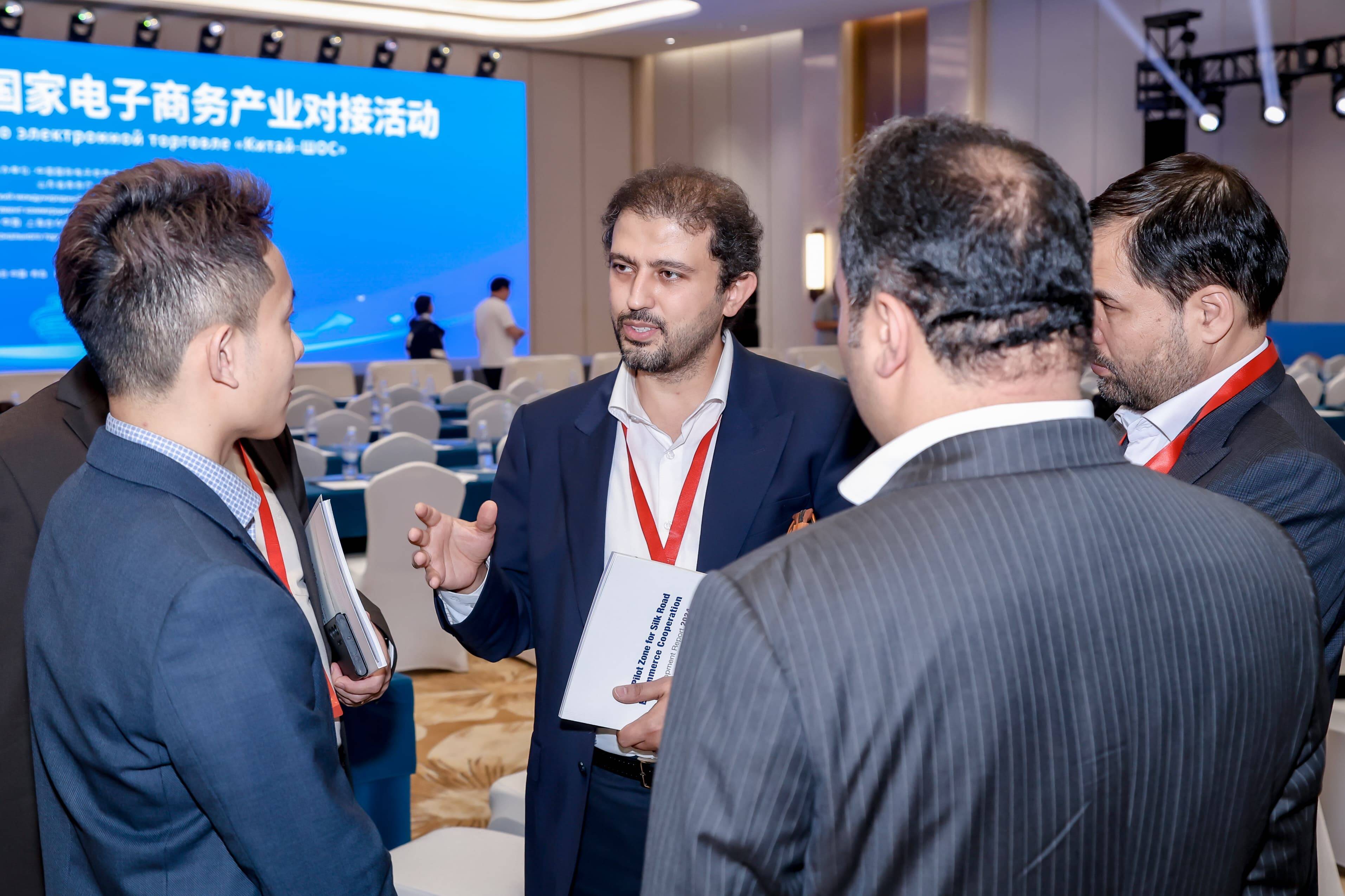 “1对1”精准对接洽谈 中国——上合组织国家电子商务产业对接活动在青岛举行