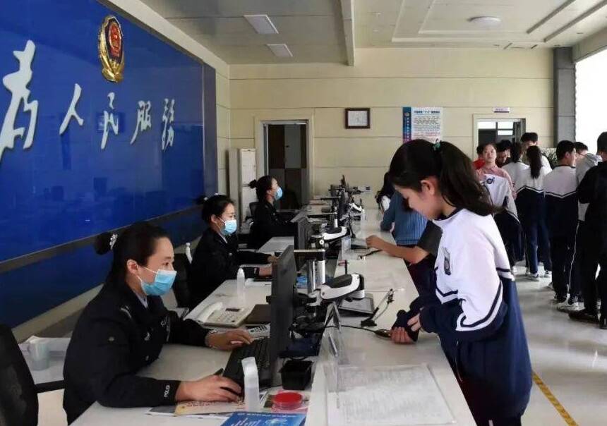 中高考倒计时 东营公安“集中办证月”启动