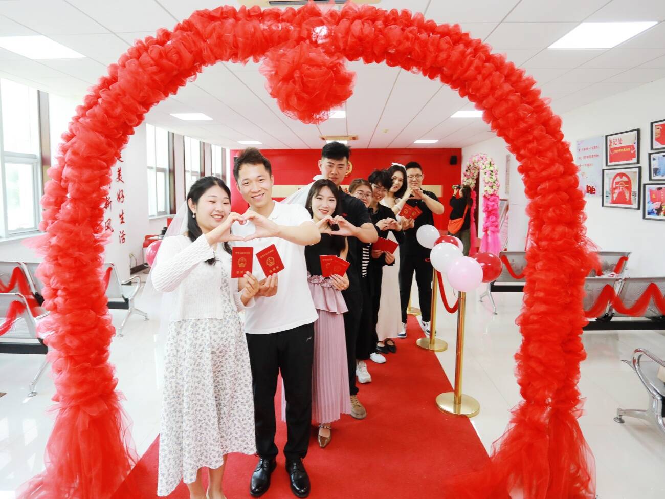 陽信：婚姻登記迎來小高峰