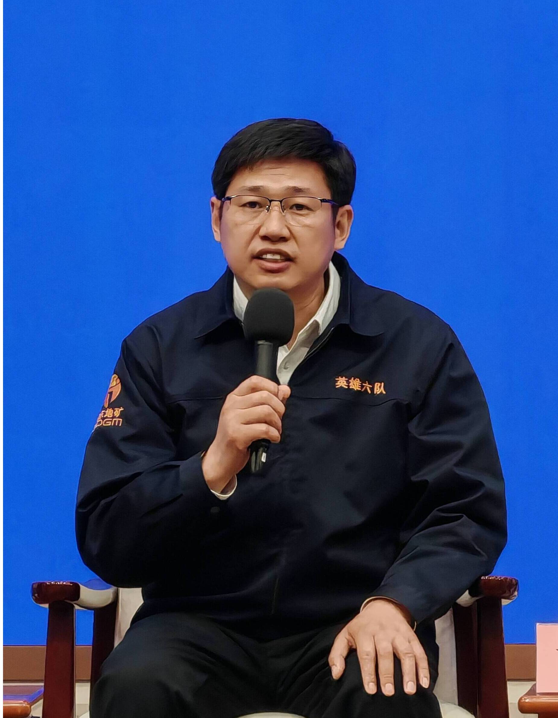 丁正江：不戀鬧市鉆山溝 把論文寫在祖國大地上 地質人無怨無悔