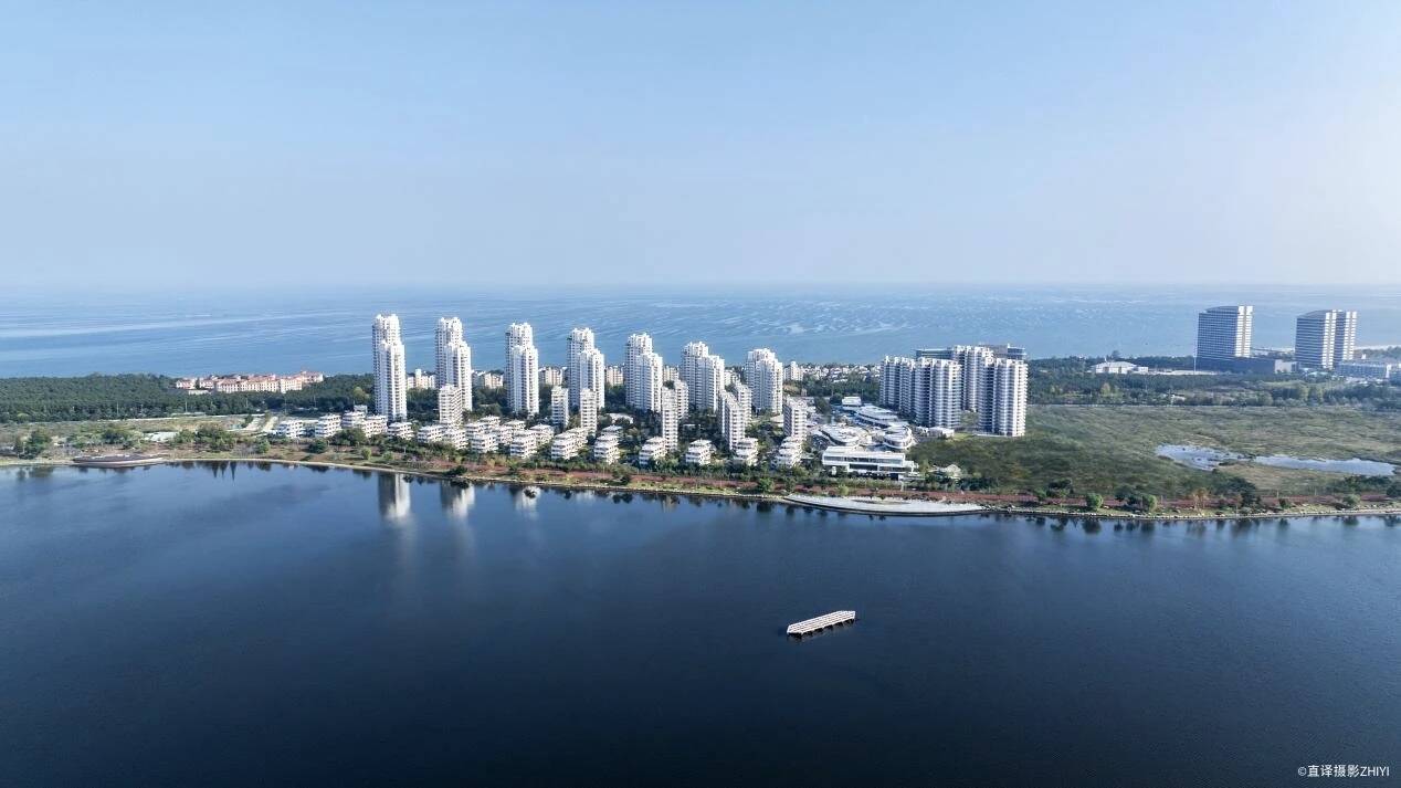 攜手共建，守護健康未來丨榮成翠湖公司與榮成中醫院聯合打造“中醫社區康養驛站—瀾灣站”揭牌儀式暨首次義診圓滿舉行