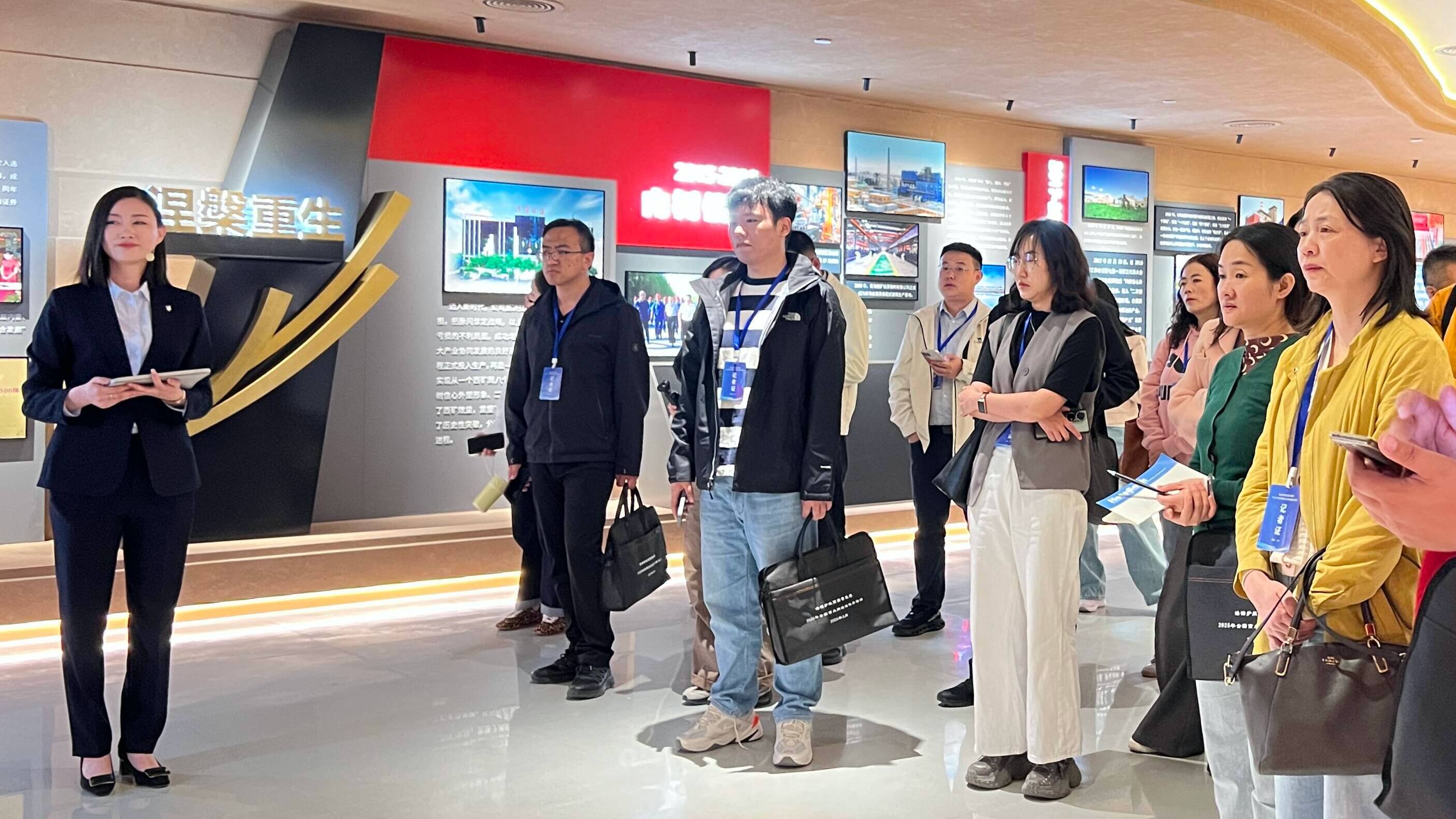 “法治護航高質量發(fā)展”全國重點網(wǎng)絡媒體青海行｜法治西礦：“熔”出高質量發(fā)展新活力