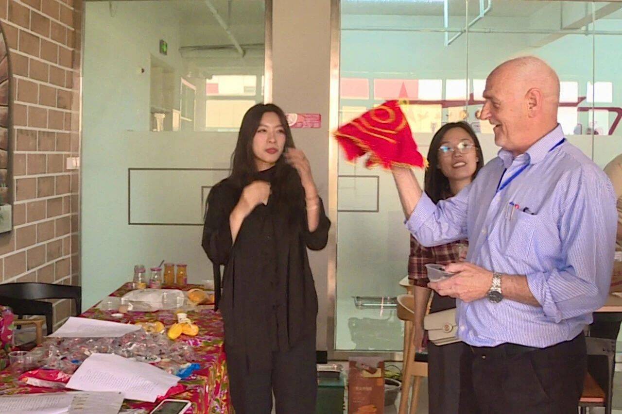 威海南海新区：高校社区开展中外文化交流