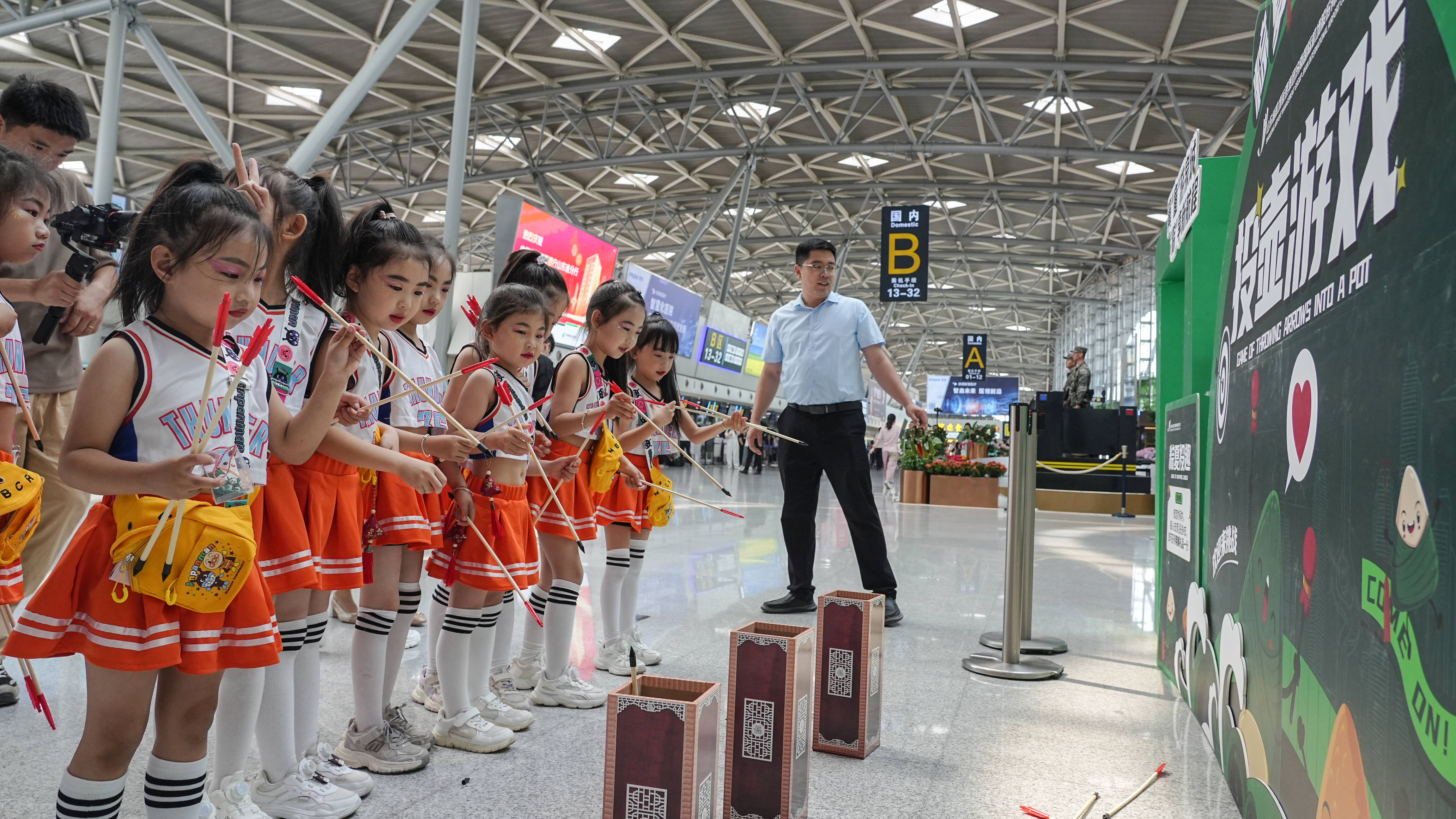 “清泉”守護，童行無憂 濟南機場推出專屬服務攻略護航兒童旅客暢行空港