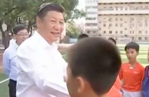 時習之丨習近平叮囑小朋友：“把塊頭長大一點”