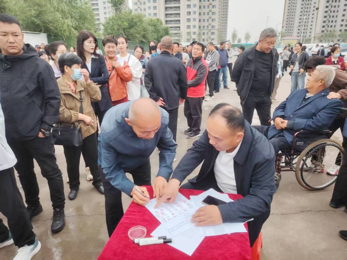 濱州濱城區(qū)：暖心“意向書”訴民生 獨立車位解難題