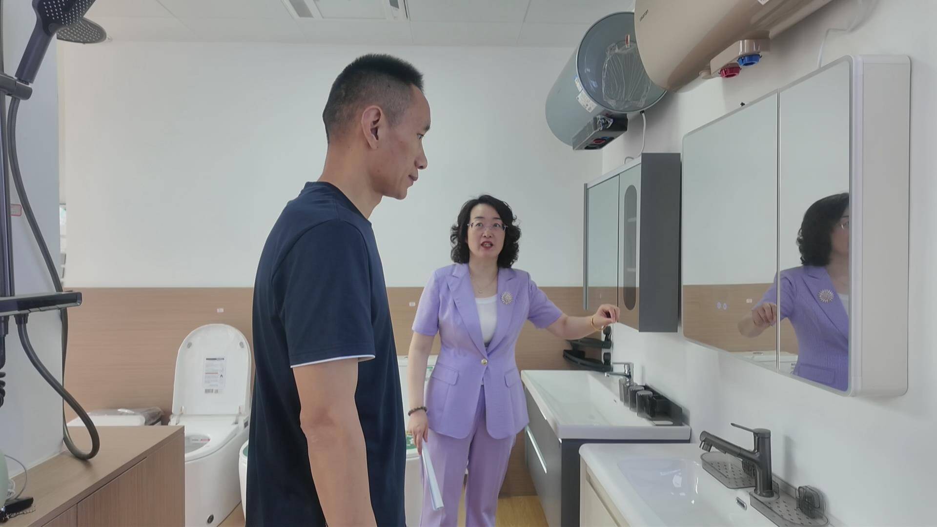 潍坊市奎文区：老房焕新更好满足住房消费需求