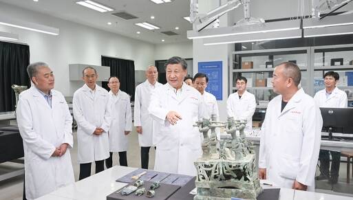 近鏡頭·習(xí)近平的文化足跡｜“期待著更長(zhǎng)的中華文明的發(fā)現(xiàn)發(fā)掘”