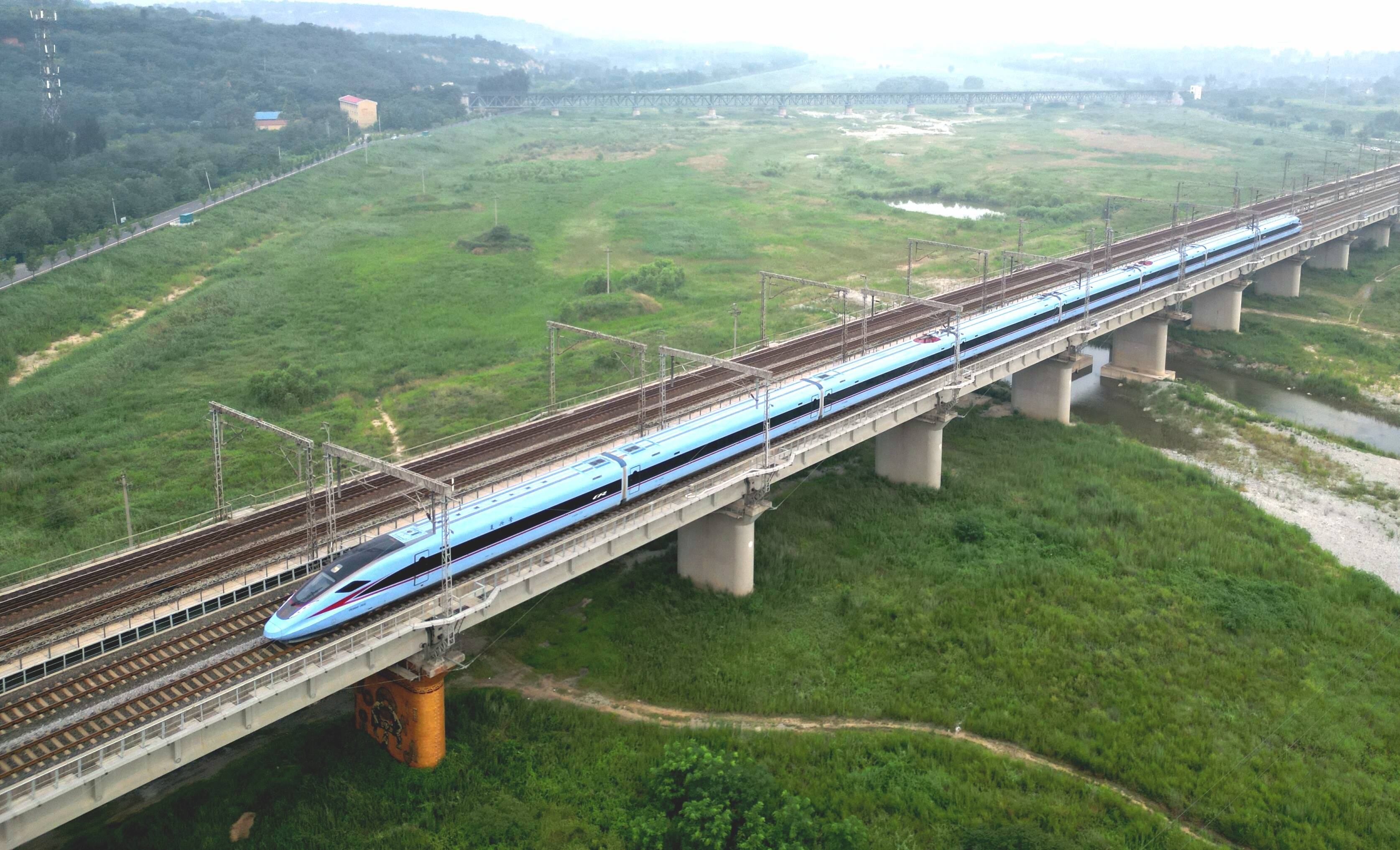 國(guó)鐵濟(jì)南局自7月1日起實(shí)行新的列車運(yùn)行圖