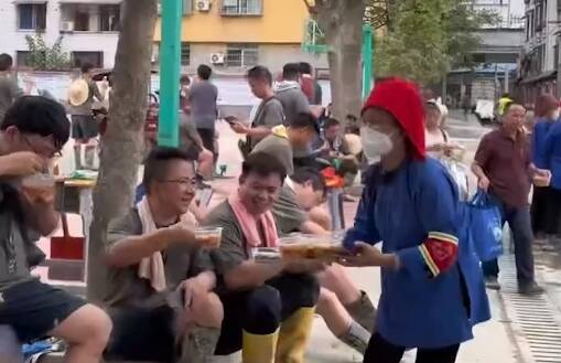 經緯線·這一幕幕，詮釋中國人的團結奮斗！