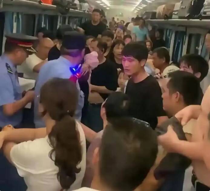 灼言·深度丨在坚守与变通间，校准规则天平