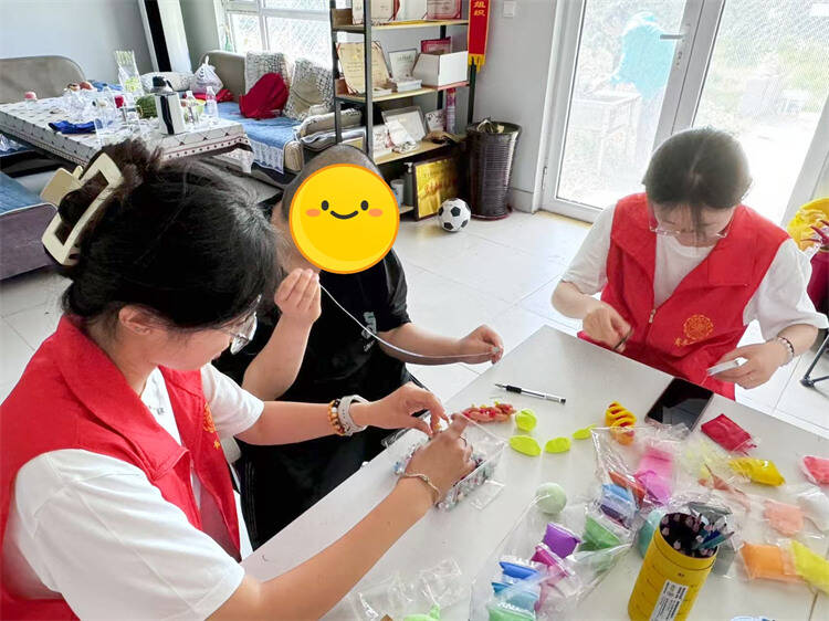 山科职院“惟爱微光”志愿服务队开展关爱残障儿童“三下乡”活动
