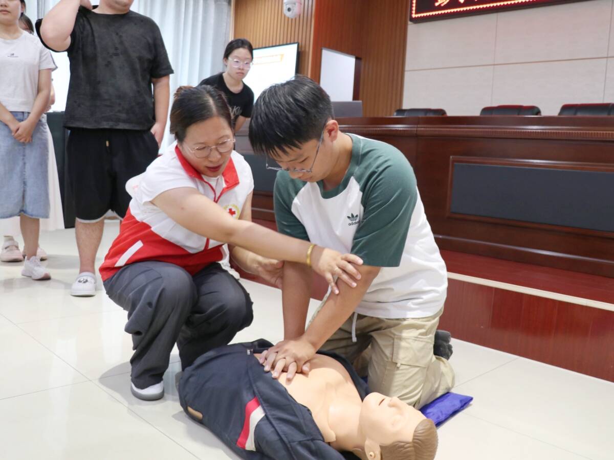 青春實踐+技能get！濱州市濱城區彭李街道“返家鄉”學子收獲雙倍成長