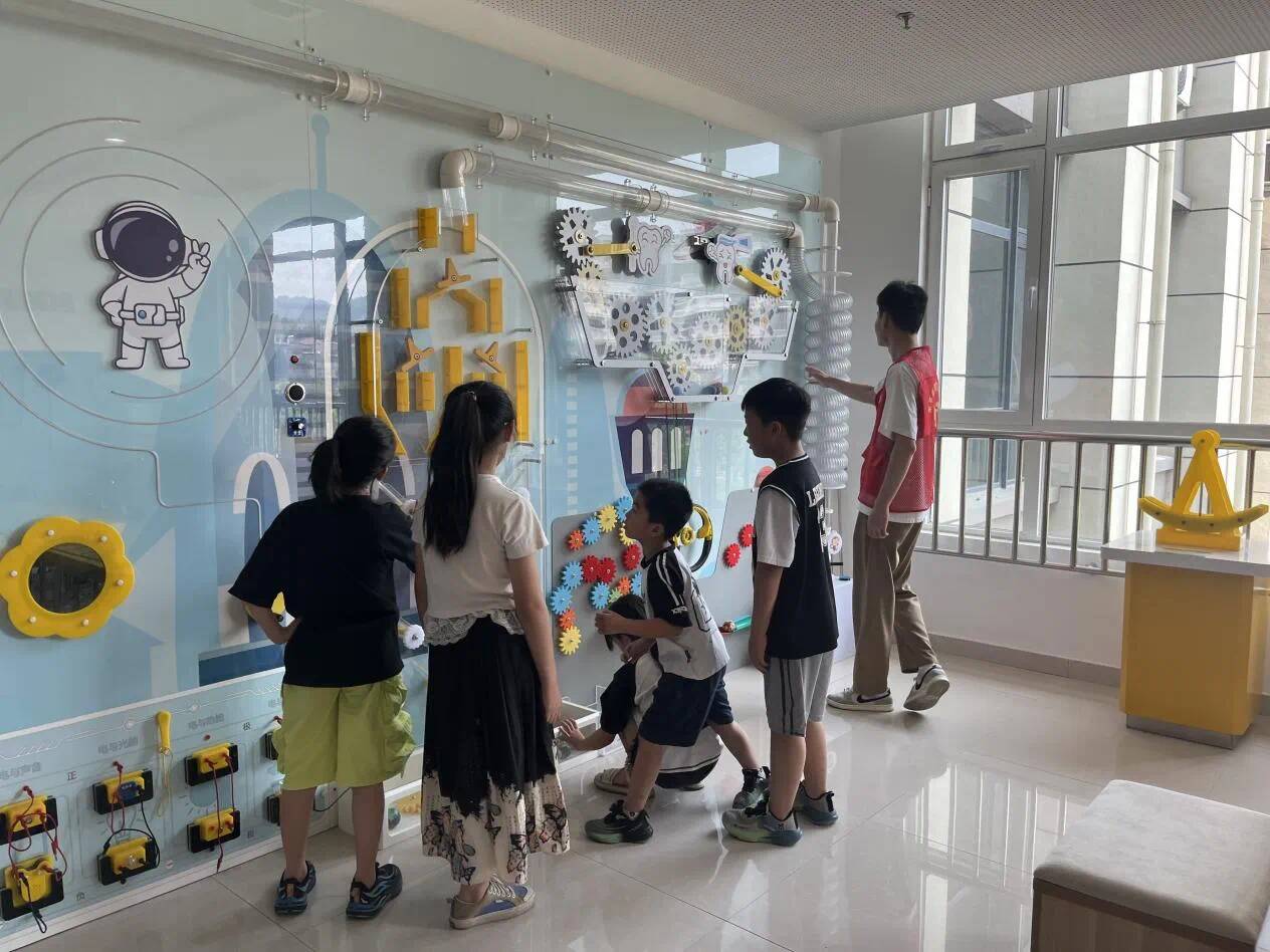 让假期更有爱 东平街道多形式关爱未成年人