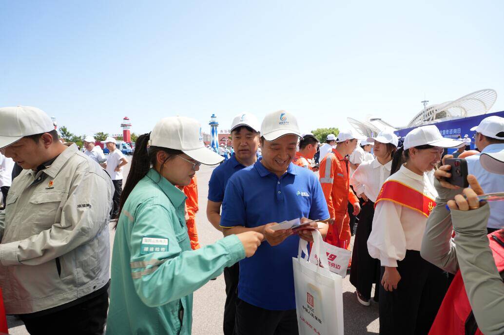 國網黃島區供電：擦亮文明窗口 安全用電宣傳活動走進千家萬戶