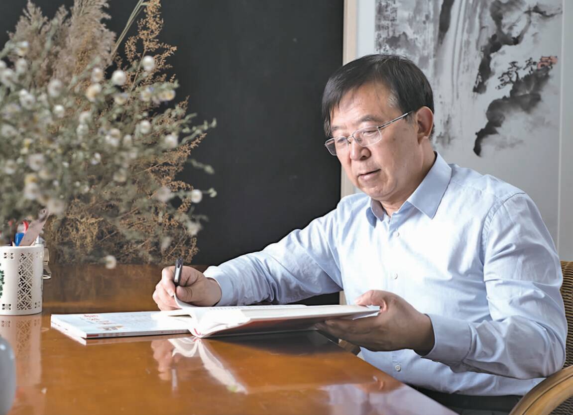 蒙山沂水間的母愛三重奏——厲彥林：母親活在時光里