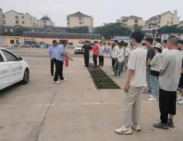 威海市交通运输局助力迎峰度暑 保障学驾安全