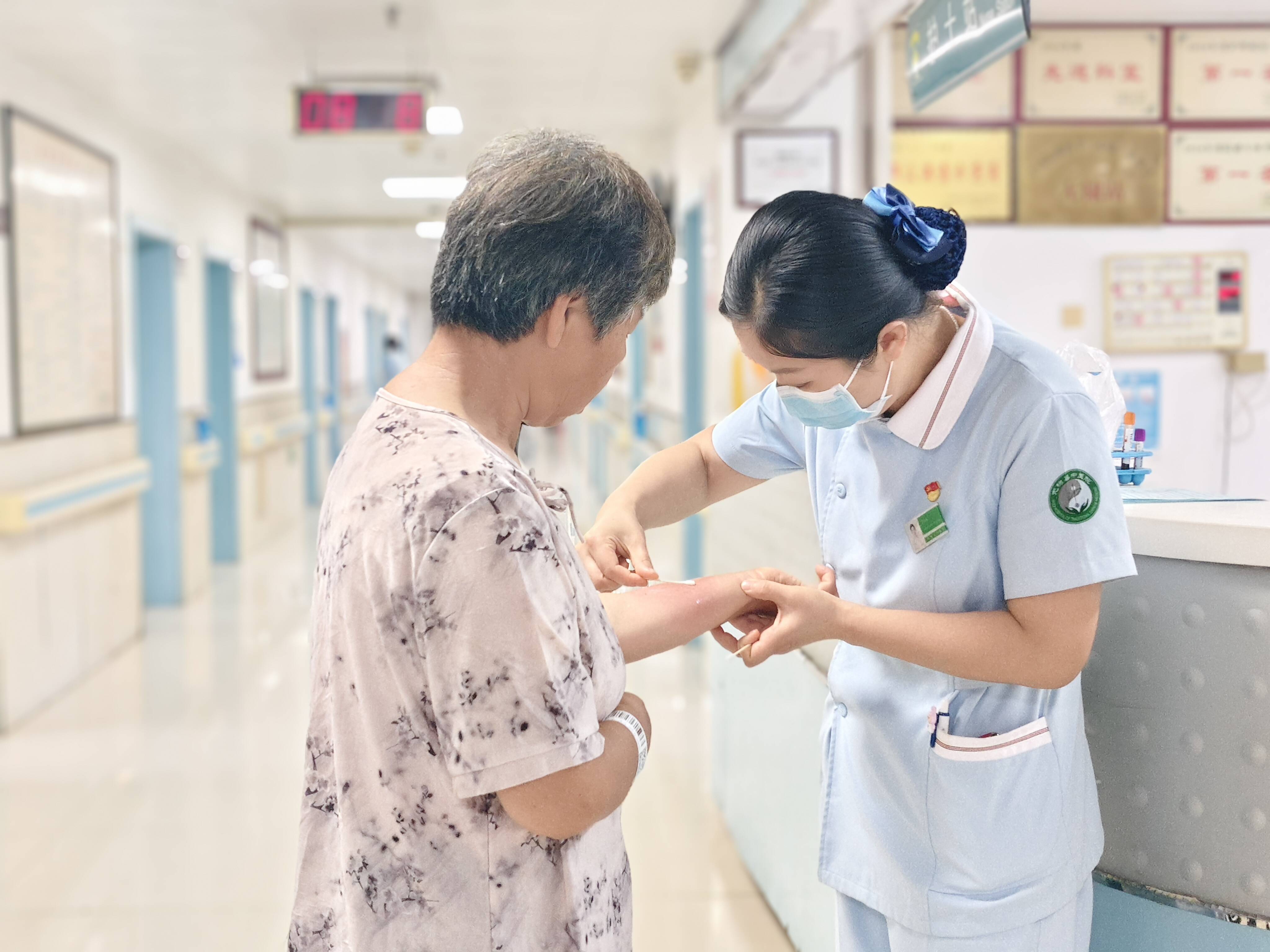2025年濱州好護士張愛華：二十載守護生命 初心鑄就無悔芳華