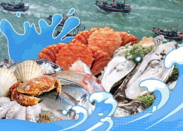 閃電海報｜開海啦！看千帆競發 盼魚蝦滿艙——閃電新聞3地聯動直擊山東開?，F場