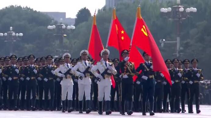 拾光紀·黨旗所指正是軍旗所向，九三閱兵上的這些旗幟令人心潮澎湃