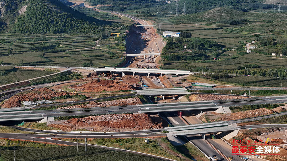 济微高速泰安段冲刺年底通车，泰安市从“县县通高速”向“县县三高速”迈进