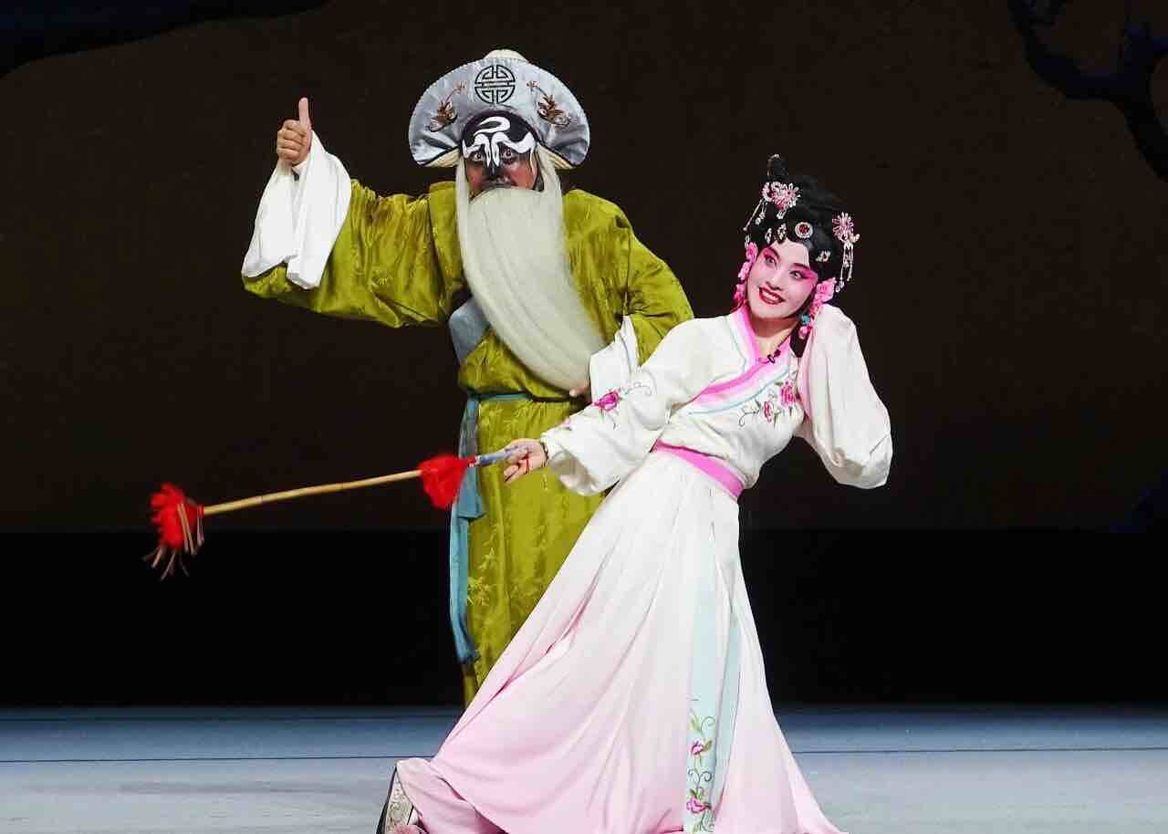 柳子戲《老青天》榮獲第十九屆中國(guó)戲劇節(jié)“優(yōu)秀劇目”獎(jiǎng)