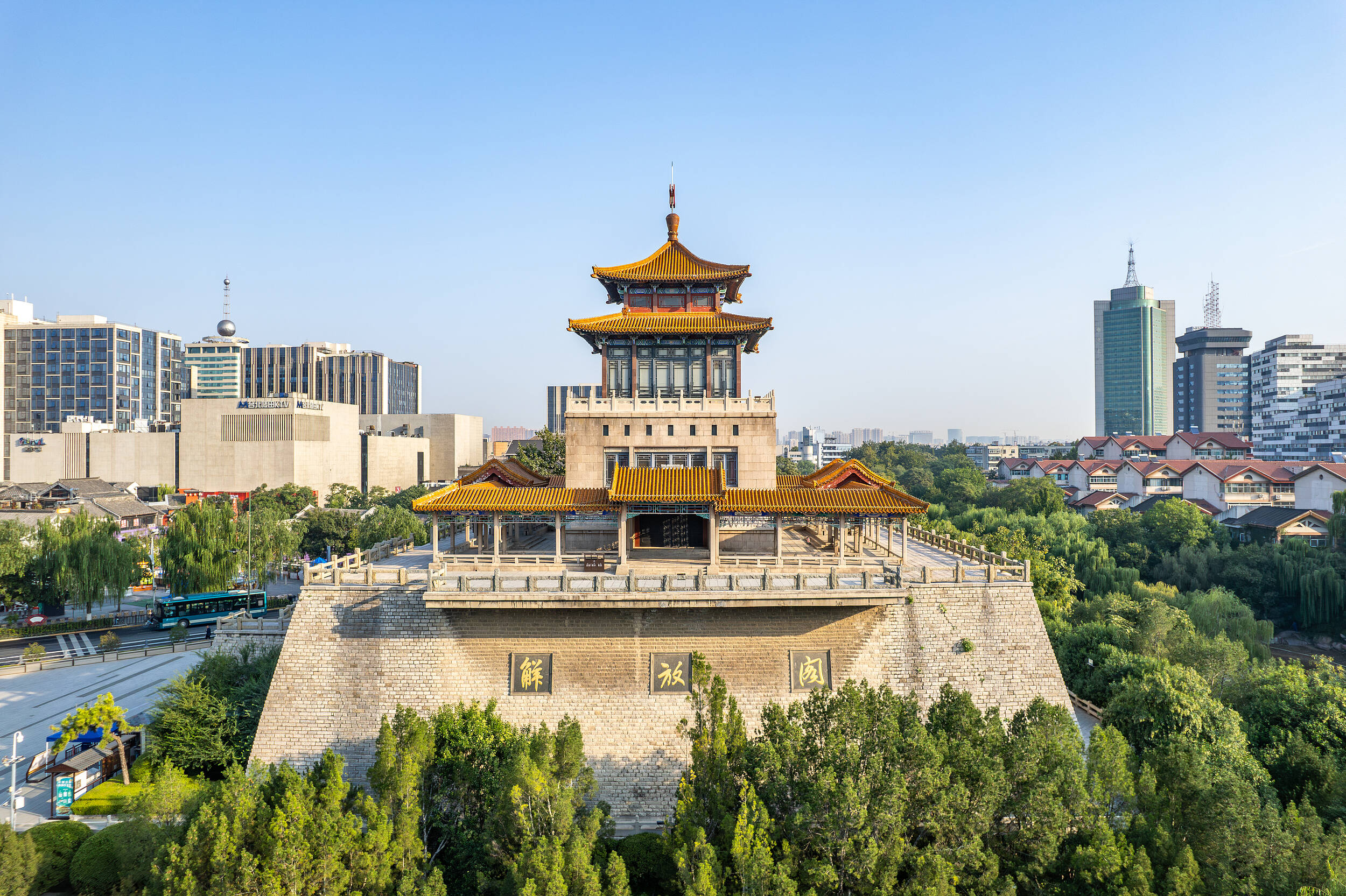 济南解放阁将启动保护性维修 10月13日起暂停对外开放